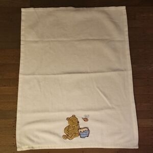 Disney Classic Pooh Winnie/Hunny Bee Pot -White Cream Blanket 30x39